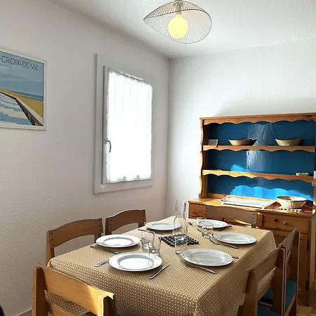 Maison Cosy Proche Avec Jardinet Et Parking Prive - 6 Couchages, 2 - Fr-1-224-43 Holiday home *